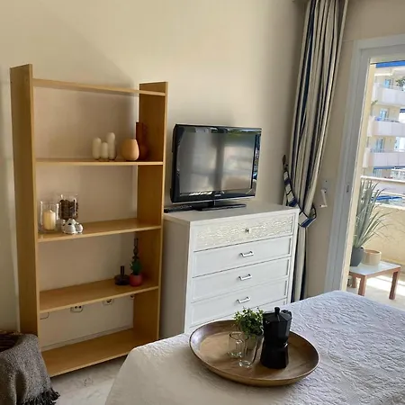 Apartment Bright And Airy In Puerto Banus Marbella